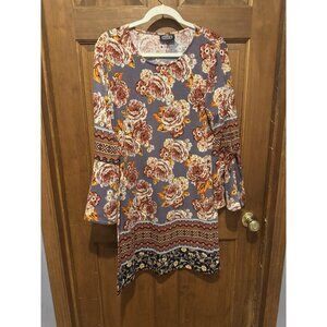 Angie women's long sleeve knit dress with tie flare sleeves Size Large